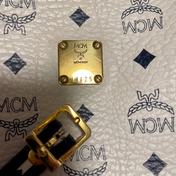 MCM authentic 2 way bag - Picture 2 of 4